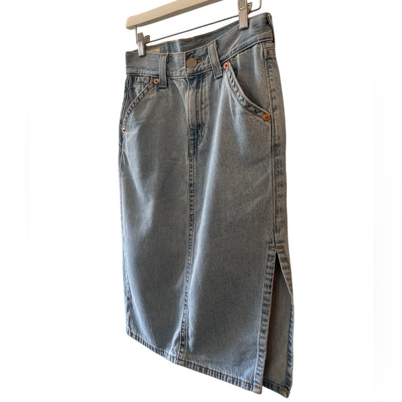 Levi’s High Waisted Denim Jean Skirt Front Slit Blue Wash Size 25 - Picture 4 of 8